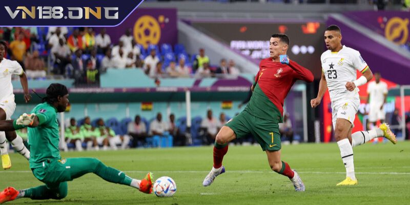 Tiền Vệ Là Gì VN138 Phân Tích Chi Tiết Về Vai Trò Các Vị Trí 2 Midfielder thi đấu tấn công bên cánh